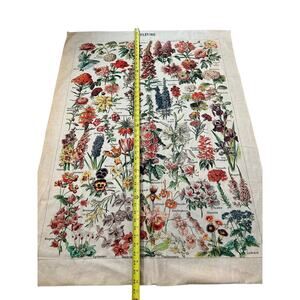 Flower Fleurs tapestry 33.5" x 48"